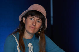 Raquel Haro. Dialogando sobre "cómo convertir tus dramas en una bonita historia". Facultad de Psicología y Logopedia de la Universidad de Málaga. Febrero de 2022
