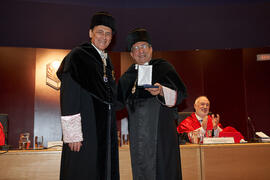 Entrega de la Medalla de Oro de la Universidad de Córdoba a la Universidad de Málaga. Córdoba. Junio de 2022