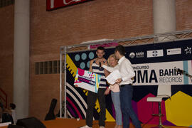 Entrega de premios del III Certamen de Cantautores Destino UMA. Jornadas de Puertas Abiertas de la Universidad de Málaga. Complejo Polideportivo Universitario. Abril de 2015