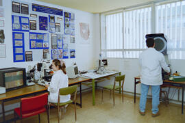 Instalaciones: Laboratorio. Mayo de 1995