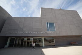 Facultad de Comercio y Gestión. Facultad de Estudios Sociales y del Trabajo. Campus de Teatinos. Febrero de 2016