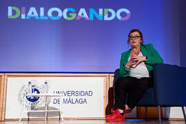 "Dialogando" con Clara Grima. Escuela de Ingenierías Industriales de la Universidad de Málaga. Mayo de 2024