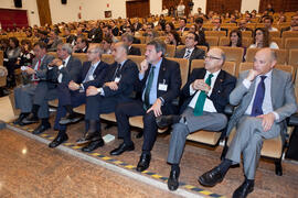 Asistentes al homenaje de Unicaja a la Facultad de Económicas. Paraninfo. Abril 2015