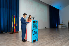 María Guerrero y Guillermo Villalobos presentan la Gala del Deporte Universitario 2019. Escuela Técnica Superior de Ingeniería de Telecomunicaciones. Junio de 2019