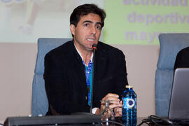 Conferencia de Jesús Hernández Roca. 4º Congreso Internacional de Actividad Físico-Deportiva para Mayores. Escuela Técnica Superior de Ingeniería Informática y Telecomunicaciones. Marzo de 2011