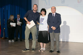 Entrega de mención especial a la Cátedra E-Sports. Gala del Deporte Universitario 2018. Escuela Técnica Superior de Ingeniería de Telecomunicaciones. Junio de 2018