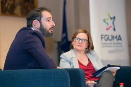 Pere Estupinyà y Esther Luque. Conferencia "Dialogando", con Pere Estupinyà. Facultad de Ciencias. Octubre de 2018