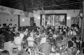 Espectáculo flamenco en la caseta de la feria de Málaga. Parque de Málaga. Agosto de 1963