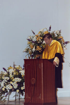 Apertura del Curso Académico 1996/1997 de la Universidad de Málaga. Teatro Cervantes. Octubre de 1996