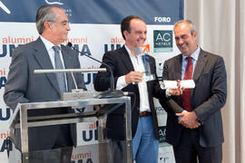 Nombramiento de Rafael Rodríguez como Miembro de Honor de la Asociación de Antiguos Alumnos de la Universidad de Málaga. Hotel AC Málaga Palacio. Octubre de 2014