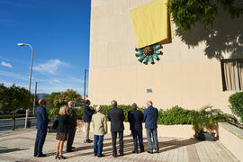 Inauguración de la escultura en homenaje a los sanitarios. Facultad de Medicina de la Universidad de Málaga. Octubre de 2021