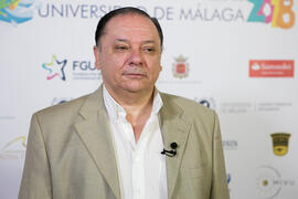 Manuel Ruiz Romero en photocall. Curso "Un siglo de la Asamblea de Ronda". Cursos de Verano de la Universidad de Málaga. Ronda. Julio de 2018