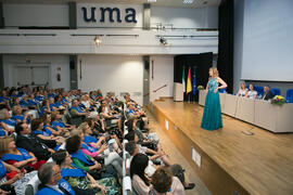 Actuación de la soprano Ascensión Padilla. Graduación y clausura del curso del Aula de Mayores de la Universidad de Málaga. Campus de Teatinos. Junio de 2018