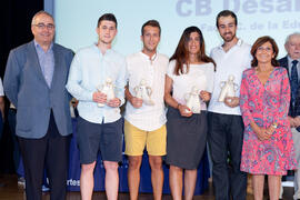 Enrique Caro y María Valpuesta en la entrega de distinciones de la gala del deporte de la Universidad de Málaga. Mayo de 2014