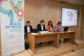 Mesa redonda: «Las VFT y los cambios en los destinos». Curso "Las viviendas de uso turístico: hacia un nuevo modelo". Cursos de verano 2019 de la Universidad de Málaga. Marbella. Julio de 2019