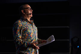 José Corbacho en el ensayo de la gala de inauguración de la 31ª edición de Fancine de la Universidad de Málaga. Cine Albéniz. Noviembre de 2021