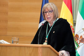 Adelaida de la Calle en la Investidura como Doctor "Honoris Causa" de D. Antonio Bonet Correa por la Universidad de Málaga. Rectorado. Febrero de 2014
