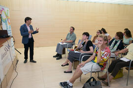 Conferencia de José Becerra. Curso "Los riesgos de una sociedad radicalizada". Cursos de verano 2019 de la Universidad de Málaga. Marbella. Julio de 2019