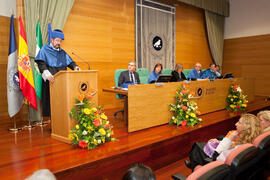 Investidura como Doctor "Honoris Causa" de D. Antonio García-Bellido por la Facultad de Ciencias de la Universidad de Málaga. Rectorado. Marzo de 2015