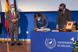 Toma de posesión de Rafael Antonio Cañas Pendón como nuevo profesor titular del Área de Bioquímica y Biología Molecular de la Universidad de Málaga. Paraninfo. Diciembre de 2021