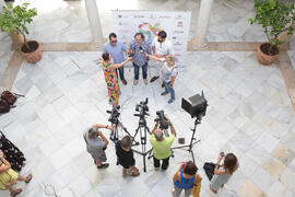 Manu Sánchez y Selu García Cossío. Curso "30 años de Carnaval de Cádiz, máximo exponente del humor crítico" . Cursos de Verano de la Universidad de Málaga. Vélez-Málaga. Julio de 2019