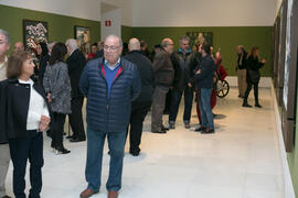 Ambiente en la inauguración de la exposición "Aguatintas por Seguiriyas", de Eugenio Chicano. Palacio Episcopal de Málaga. Enero de 2019