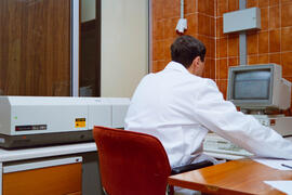 Instalaciones: Laboratorio. Mayo de 1995