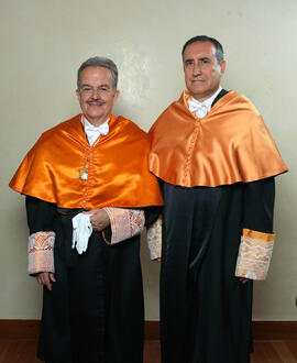 Retratos de D. Juan Ramón Cuadrado Roura como Doctor "Honoris Causa" por la Universidad de Málaga. Junio de 2009
