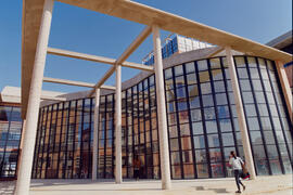 Facultad de Ciencias de la Educación y Psicología. Campus de Teatinos. 1993