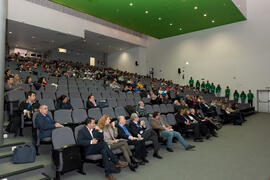 Público asistente al acto de clausura del 6º Congreso Internacional de Actividad Física Deportiva para Mayores. Escuela Técnica Superior de Ingeniería de Telecomunicaciones y de Informática. Marzo de 2015