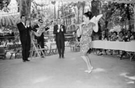 Feria de Málaga. Actuación en la caseta oficial de la feria del Real. Julio de 1963