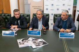 Víctor González García, Juan Antonio García Galindo y Diego Vera Jurado en la presentación del número 6 de la revista TSN (Transatlantic Studies Network). Edificio del Rectorado. Noviembre de 2019