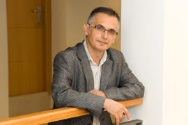 Cursos de verano 2012 de la Universidad de Málaga. El reto de la transculturalidad en las relaciones con Asia Oriental. Marbella. Julio de 2012
