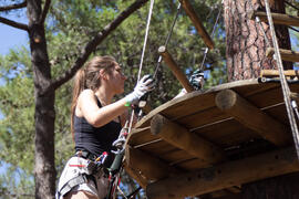 Actividad en Aventura Amazonia Marbella. Olimpiada Española de Economía, Fase Nacional. Marbella. Junio de 2015