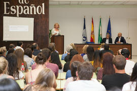 Susana Cabrera en la graduación de alumnos del CIE-UMA el Día del Español. Centro Internacional de Español de la Universidad de Málaga. Junio de 2016