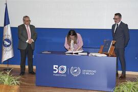 Toma de posesión de Marina Cortés Reyes como profesora titular del Área de Ingeniería Química de la Universidad de Málaga. Toma de posesión de nuevos catedráticos y profesores titulares de la Universidad de Málaga. Paraninfo. Noviembre de 2023