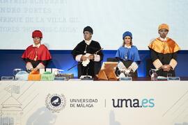 Mesa presidencial. Investidura de Hermanfrid Schubart, Alejandro Portes y Luis Enrique de la Villa como Doctores "Honoris Causa" por la Universidad de Málaga. Paraninfo. Octubre de 2024