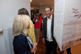 Presentación de las exposiciones realizadas con los trabajos de los alumnos de Arquitectura y Bellas Artes. Rectorado. Septiembre de 2013