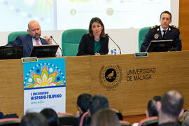 Ponencia 'Cooperación y ayuda humanitaria española en Filipinas'. I Encuentro Hispano-Filipino. Rectorado. Abril 2015.