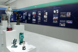 Exposición "Conoce tu universidad. 40 años compartiendo futuro". Sala de exposiciones del Rectorado. Noviembre de 2012