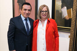 Adelaida de la Calle y Antonio Montiel. Presentación del cuadro de la rectora Adelaida de la Calle en la Galería de Rectores de la Universidad de Málaga. Edificio del Rectorado. Marzo de 2019