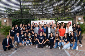 Autoridades y voluntarios. Welcome to UMA. Bienvenida a los alumnos de intercambio internacional de la Universidad de Málaga. Jardín botánico. Octubre de 2019