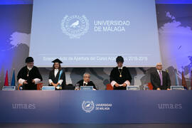 Mesa presidencial. Apertura del Curso Académico 2018/2019 de la Universidad de Málaga. Complejo de Estudios Sociales y de Comercio. Septiembre de 2018