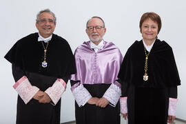 Retrato de grupo previo a la investidura de Heliodoro Carpintero Capell como Doctor "Honoris Causa" por la Facultad de Psicología de la Universidad de Málaga. Edificio del Rectorado. Mayo de 2019