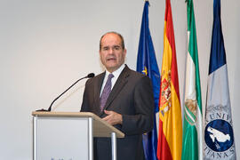 Toma de posesión de Adelaida de la Calle Martín como Rectora de la Universidad de Málaga. Rectorado. Febrero de 2008