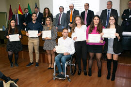 Entrega de diplomas a los mejores expedientes. III Encuentro "10Graduadxs10". Facultad de Ciencias Económicas y Empresariales. Noviembre de 2019