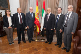 Reunión con el alcalde de Málaga posterior a la firma del convenio con la Universidad de Sharjah, Emiratos Árabes. Ayuntamiento de Málaga. Noviembre de 2015