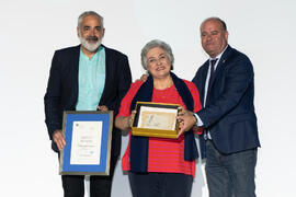 Entrega del premio Valores en el Deporte "Pablo Ráez" a  Manos Unidas de Málaga. Gala del Deporte Universitario 2019. Escuela Técnica Superior de Ingeniería de Telecomunicaciones. Junio de 2019