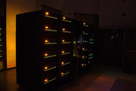 Súperordenador Picasso. Servicio de Supercomputación y Bioinformática (SCBI) de la Universidad de Málaga. Parque Tecnológico de Andalucía. Diciembre de 2007