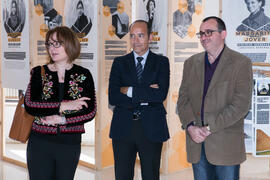 Yolanda García Calvente, Tomás Azorín y Carlos Rosa en la inauguración de la exposición “arcVision Prize-Mujeres y Arquitectura” en la Escuela Técnica Superior de Arquitectura de la Universidad de Málaga. Campus de El Elijo. Marzo de 2017.